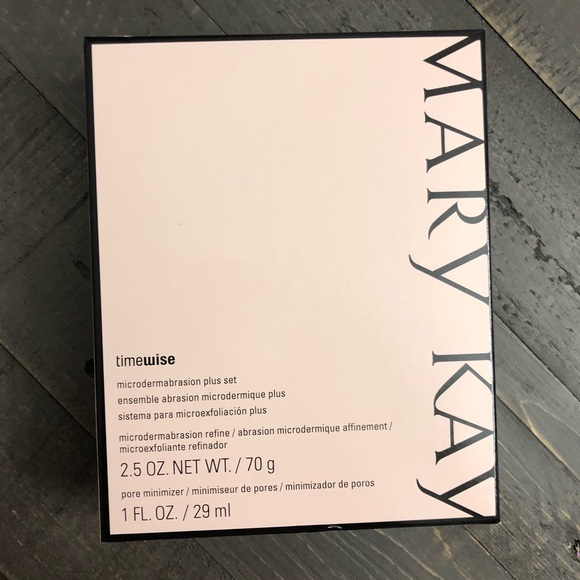 (1 LEFT) TimeWise® Microdermabrasion Plus Set - Picture 3 of 4